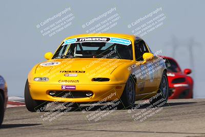 media/Oct-26-2025-CalClub SCCA (Sun) [[8ce1e69566]]/Group 5/Grapevine/